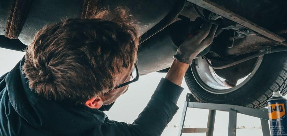 9 کار اشتباه در نگهداری از خودرو  که تا به حال نمی دانستید!