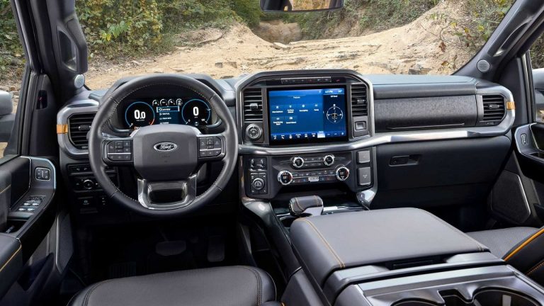 اقدام ابتکاری فورد برای مقابله با کمبود موجودی