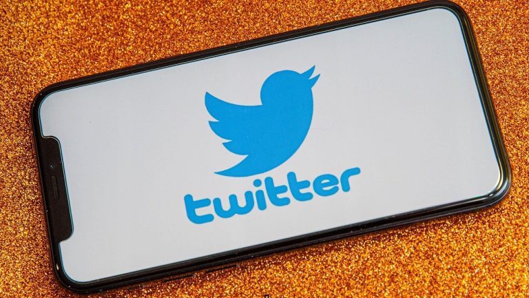 تاثیر زمان انتشار توئیت در میزان دیده شدن آن