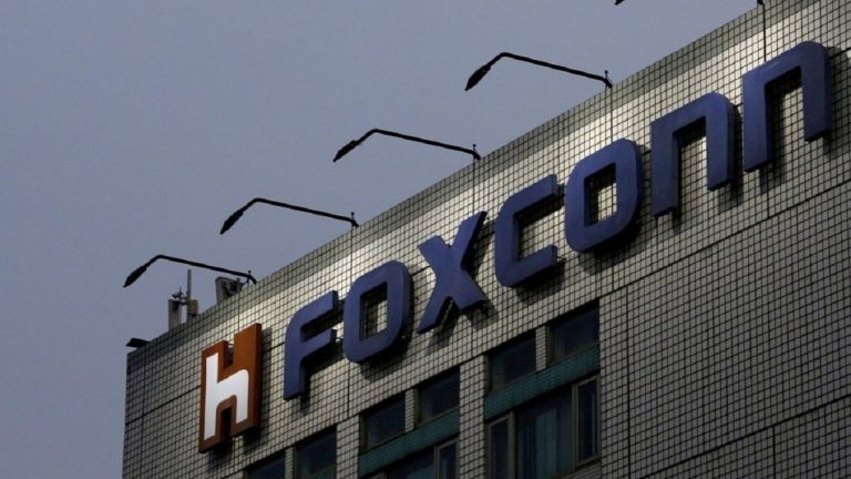 تولید آیفون در شرکت فاکسکان هند از سرگرفته شد