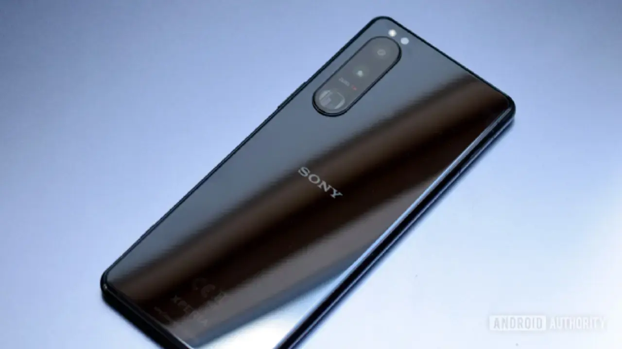 سونی گوشی Sony Xperia ۱ III را به بازار عرضه میکند