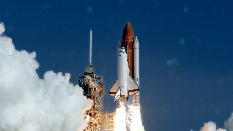یک موشک فضایی چگونه وارد فضا می‌شود؟