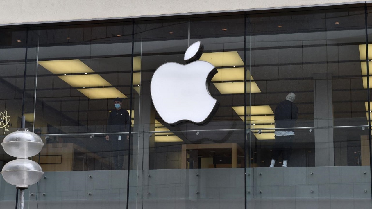 اپل تولید داک لایتنینگ خود را متوقف کرد