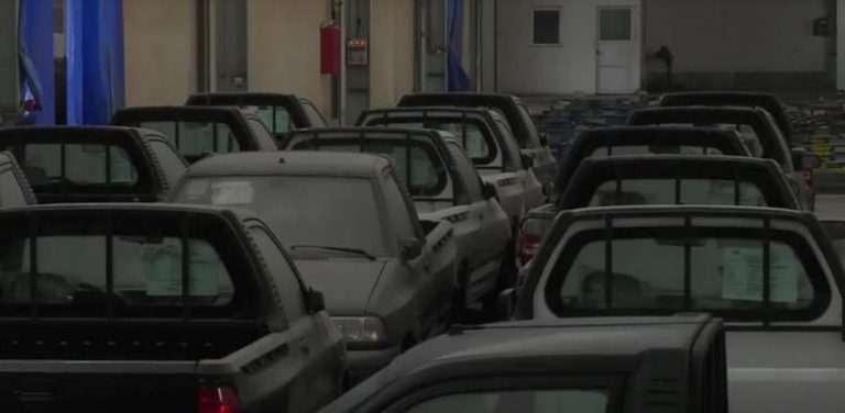 تیبا و پراید های بی مشتری در انبارهای خاک گرفته سوریه