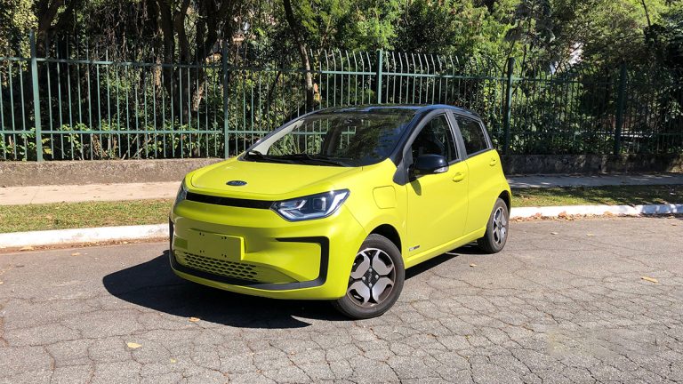 خودروهای برقی چینی در راه ایران؛ دو محصول سبز اما گران از مدیران خودرو و کرمان موتور