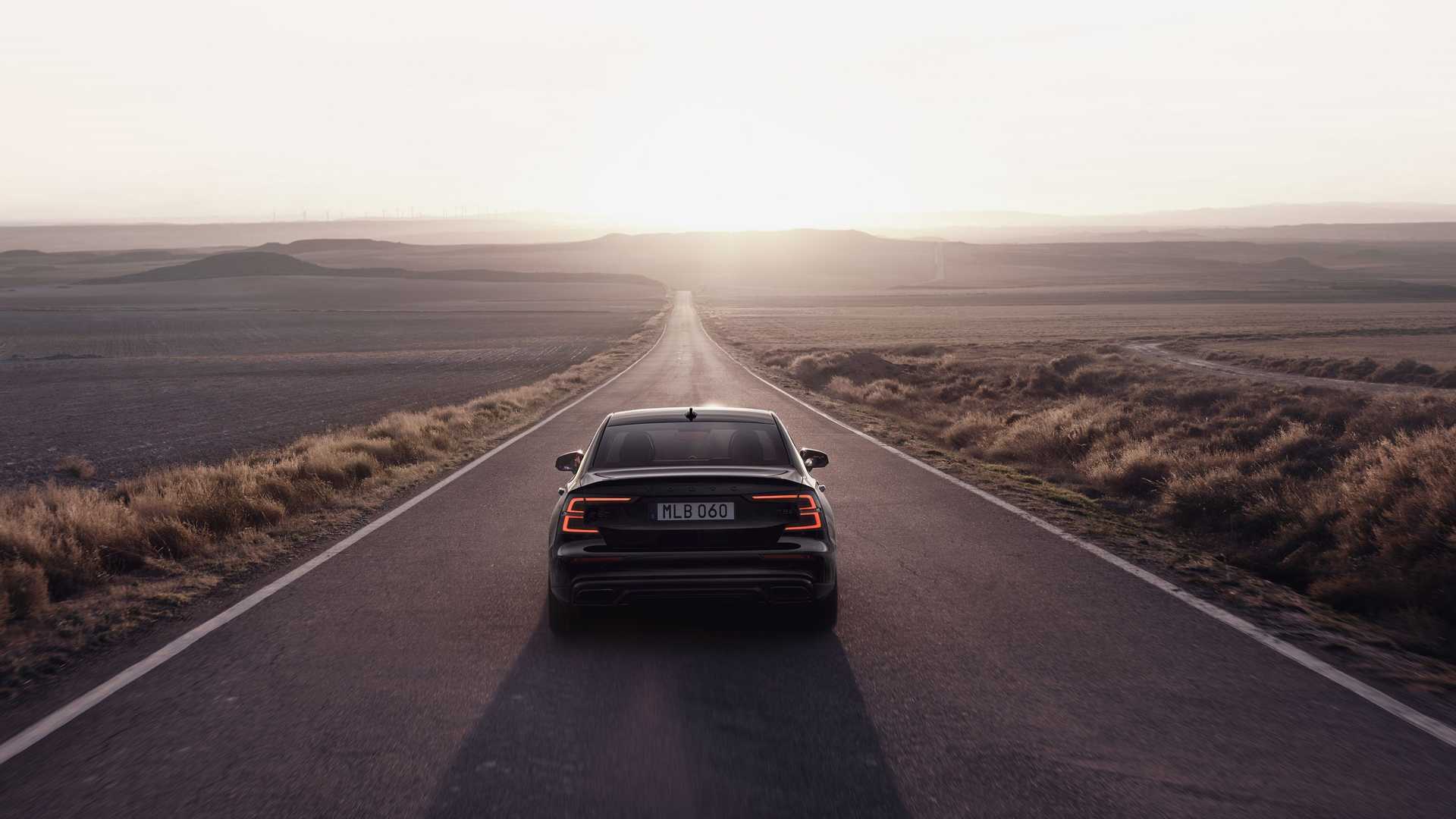 خودروی ۲۰۲۲ S۶۰ Black Edition ولوو خودروی ۲۰۲۲ S۶۰ Black Edition ولوو