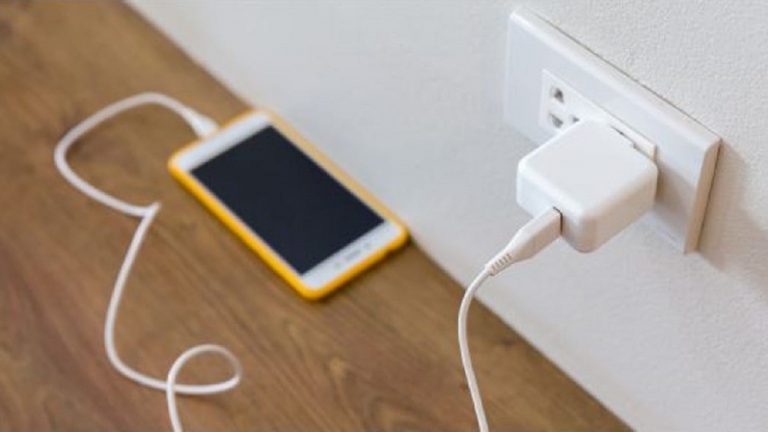 سرعت شارژرهای ۲۵ و ۴۵ وات سامسونگ بررسی شد