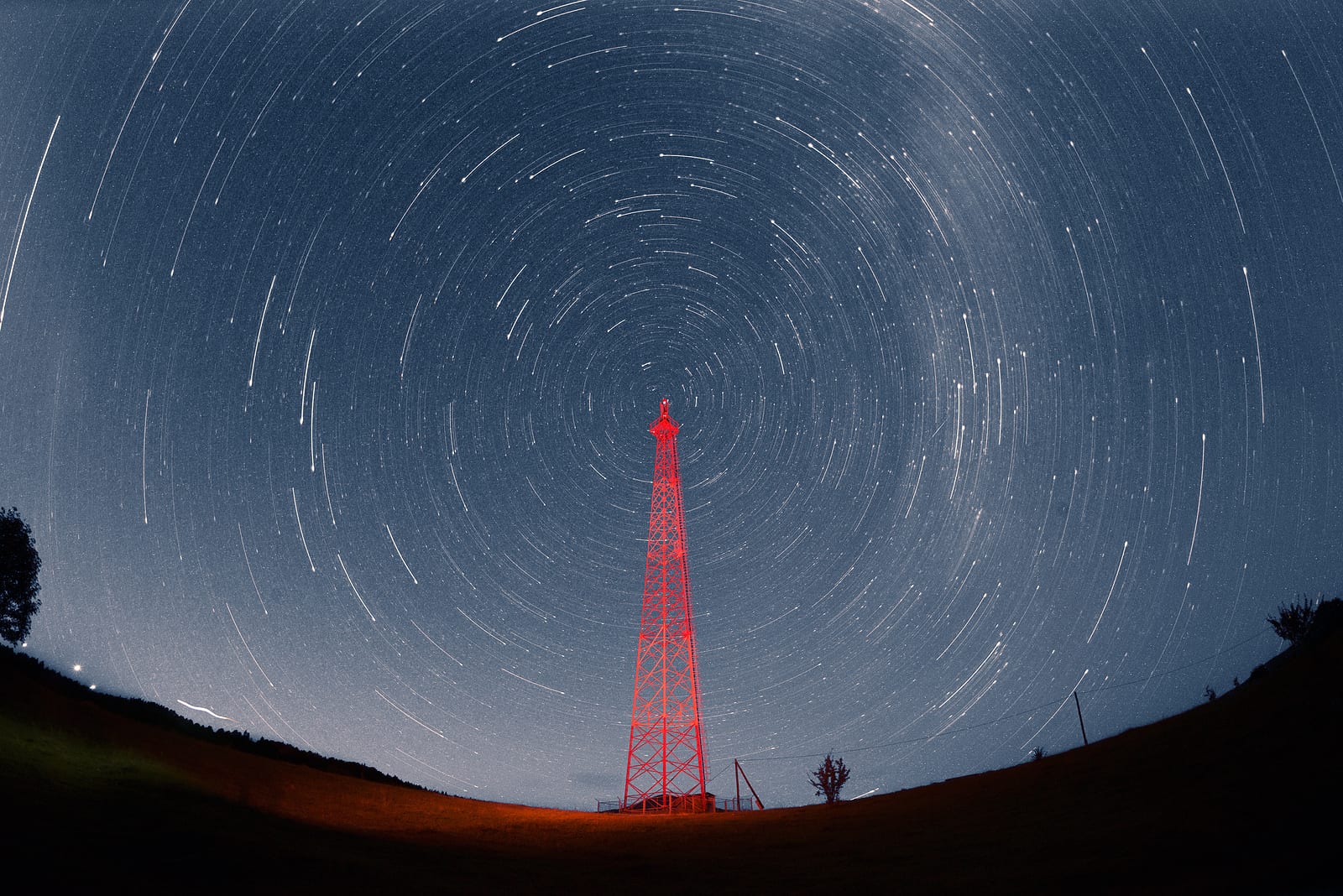 Lightning Protection For Antennas, Towers, and Structures | VFC