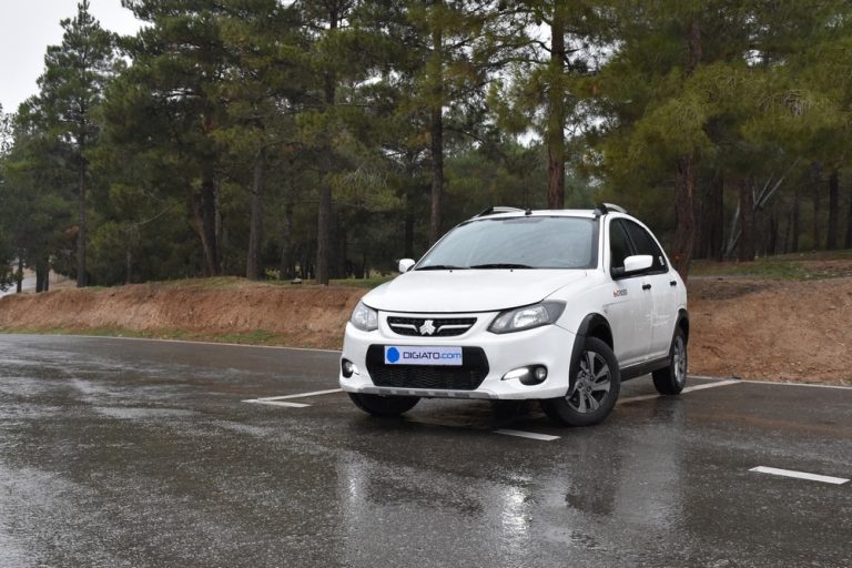 مقایسه کوییک اتوماتیک پلاس با پژو 206 تیپ 2 ؟ کدام را بخریم؟