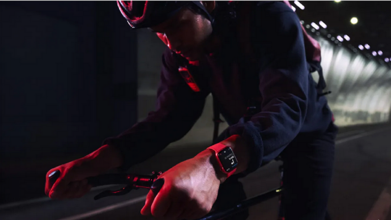 نجات جان دوچرخه سوار با کمک اپل واچ