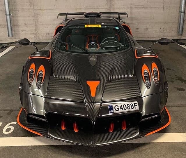 پاگانی هوایرا ایمولا