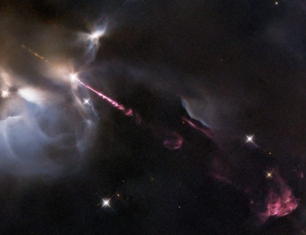 ثبت تصویر هیجان انگیز از فوران یک ستاره جوان توسط تلسکوپ فضایی هابل