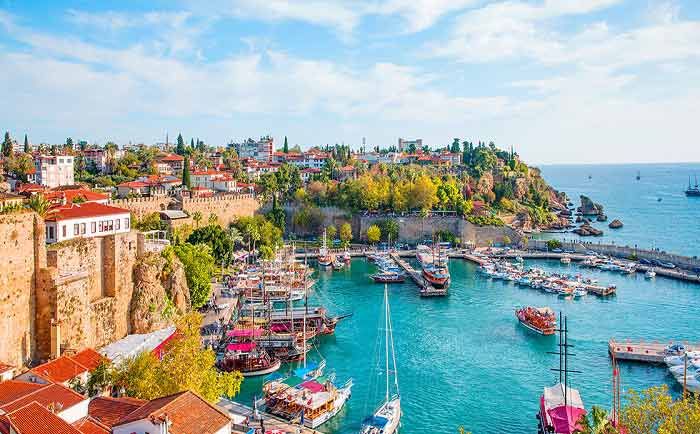 خرید تور آنتالیا نوروز 1401 ارزان
