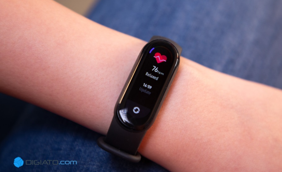 شیائومی می بند 7 با نمایشگر بزرگتر و آلارم هوشمند از راه میرسد