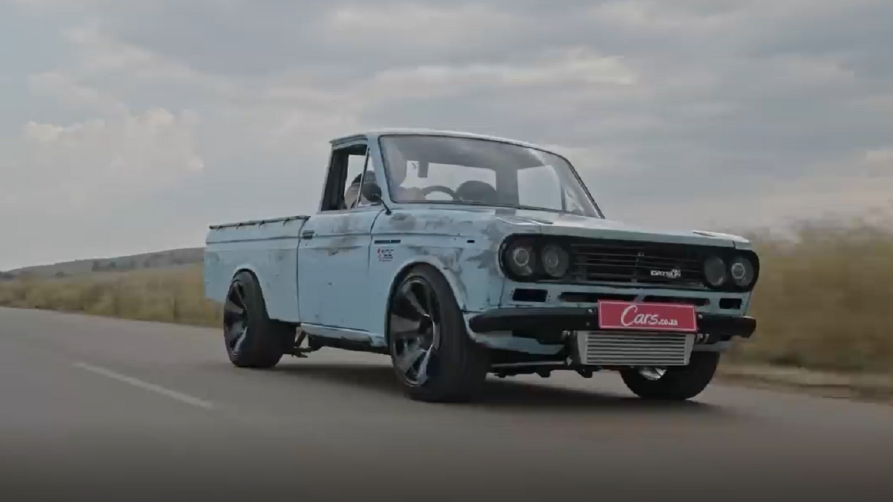 وانتی قدیمی که از اتومبیلهای مسابقهای الگو گرفته است