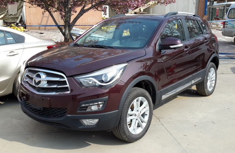 4کراس اوور چینی پرحاشیه در بازار  ۶۰۰ تا ۷۰۰ میلیون تومانی