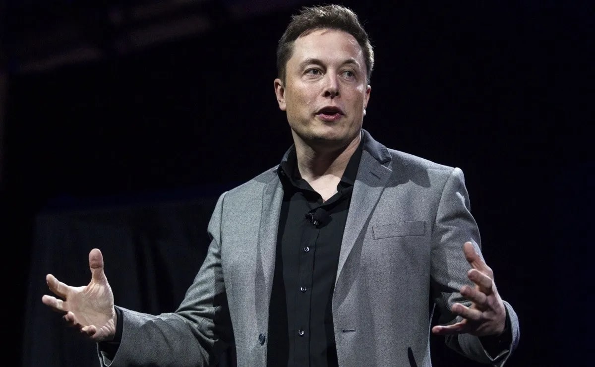 ایلان ماسک حدود 4 میلیارد دلار از سهام تسلا را فروخت