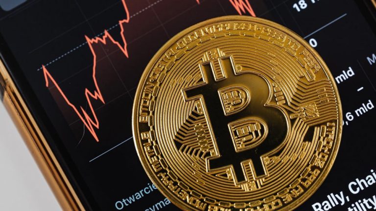 بانک مرکزی کانادا: اکثر سرمایه‌گذاران بیت کوین سواد اقتصادی کمی دارند