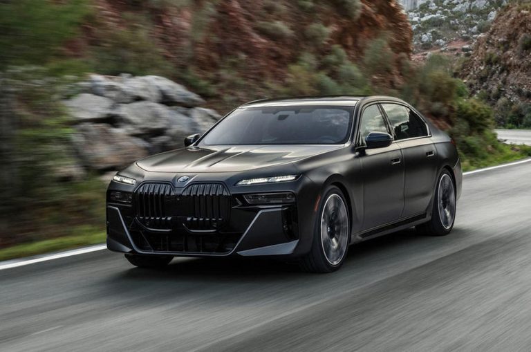 زشت ترین و لوکس ترین بی ام و سری هفت تاریخ در دو مدل برقی و بنزینی معرفی شد