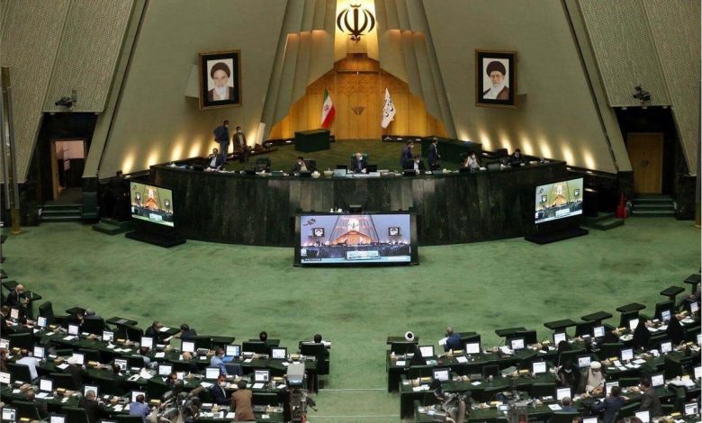 سریال پنهان کاریها ادامه دارد: مجلس برای بررسی طرح صیانت باز هم جلسه غیرعلنی برگزار کرد