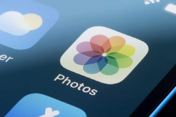 آموزش: ترفند ساده آیفون برای اشتراک‌گذاری عکس‌ها که احتمالاً از آن بی‌خبر بودید