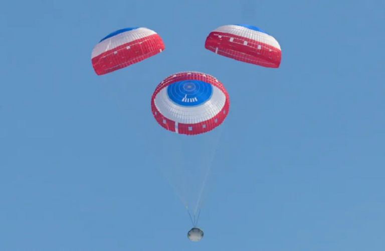 استارلاینر بوئینگ در دومین پرواز آزمایشی با موفقیت به زمین بازگشت [تماشا کنید]