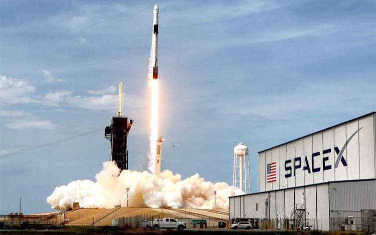 امروز: پرتاب ۵۳ ماهواره جدید استارلینک