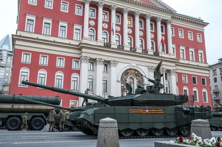 روسیه پیشرفته‌ترین تانک خود را در جنگ با اوکراین از دست داد