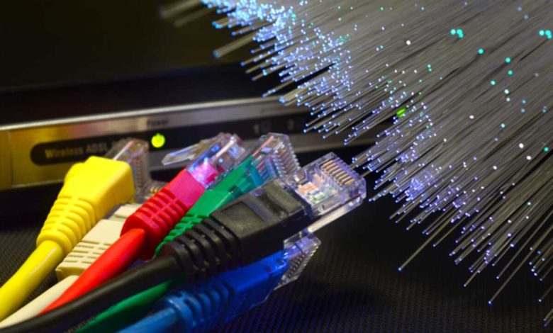 معاون تجاری شرکت مخابرات: تعرفه اینترنت فیبر نوری و ADSL بایستی یکسان باشد