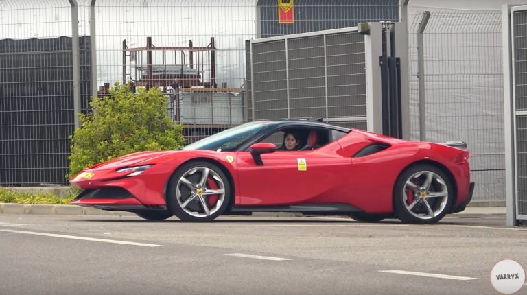 مهندسی معکوس به سبک ایتالیایی؛ لامبورگینی یک دستگاه فراری SF90 خریداری کرد