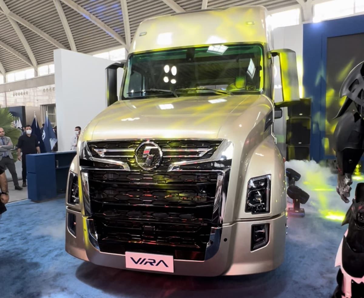 نگاهی به مشخصات کشنده های شاکمن؛ محصول چینی ویرا دیزل با موتور کامینز