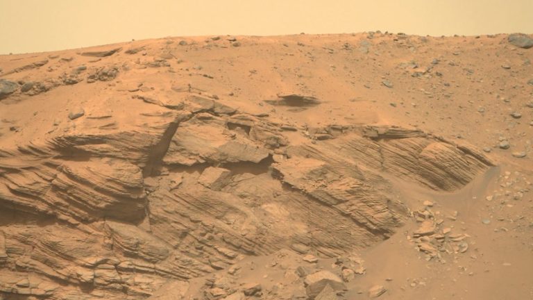 کشف نوعی سنگ عجیب در مریخ که به فوران‌های آتشفشانی شدید اشاره دارد