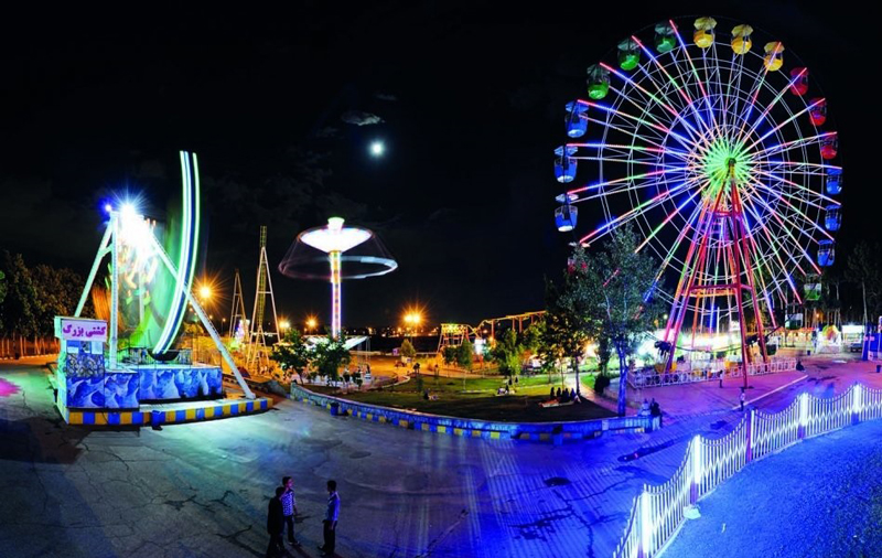 شهربازی پارک ارم تهران