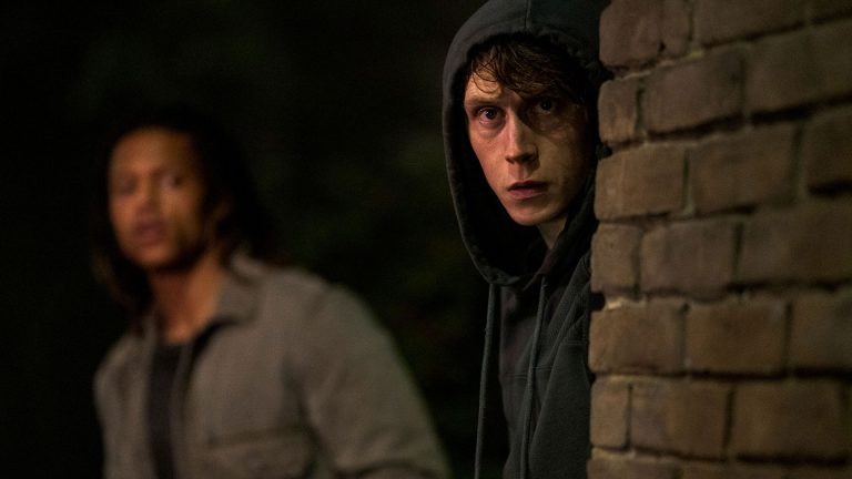 نقد فیلم I Came By | همکاری فیلمساز ایرانی با نتفلیکس