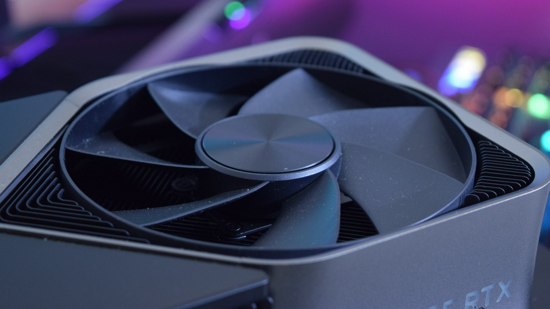 اولین تصاویر فاش شده از کارت گرافیک RTX 4070