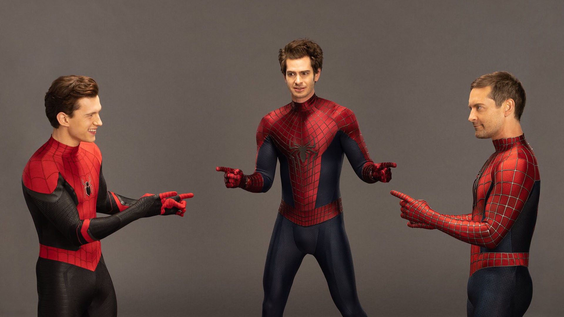 کلاه ایمنی راننده فرانسوی فرمول یک با طرح مرد عنکبوتی