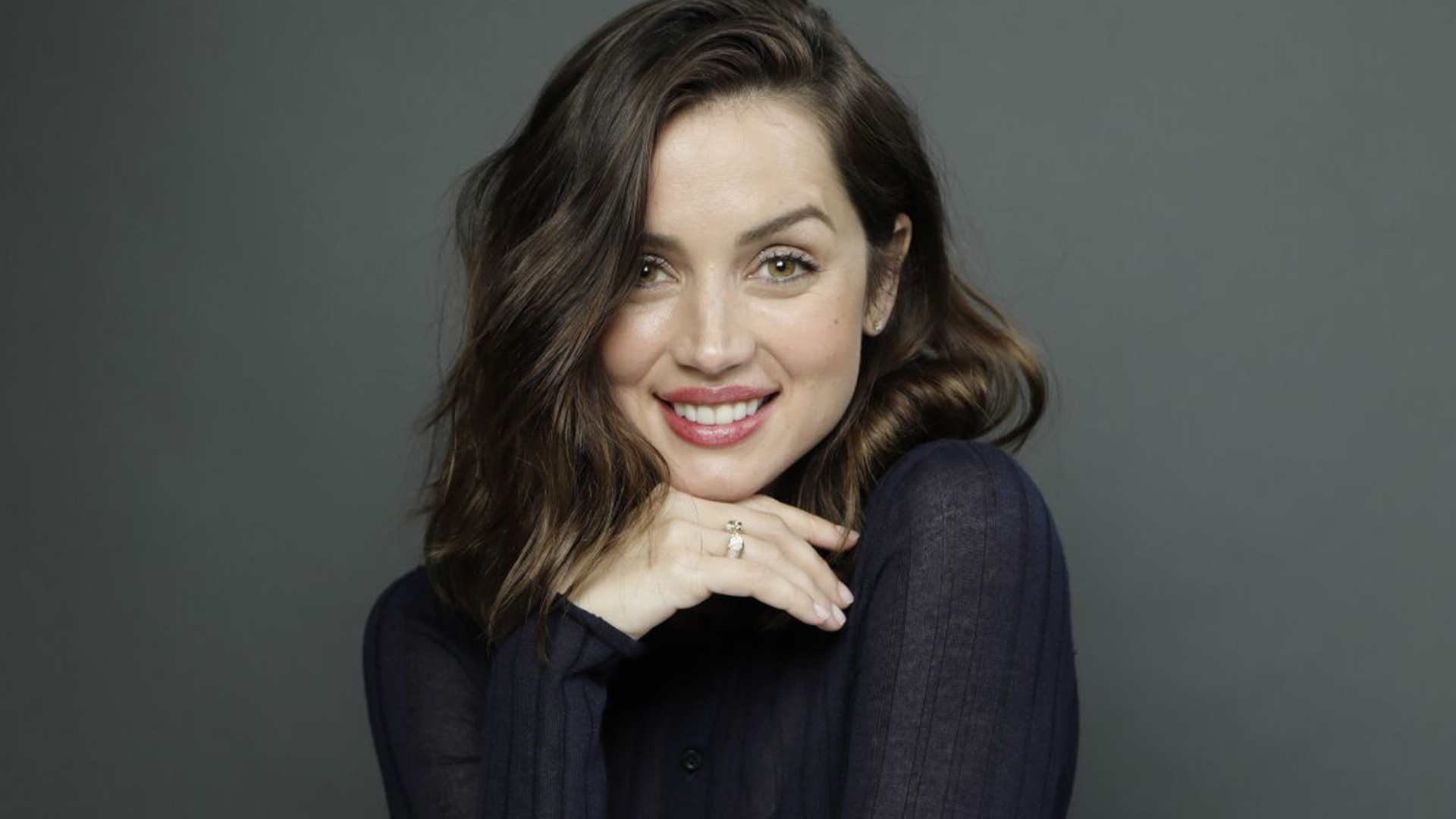 آغاز فیلم‌برداری فیلم Ballerina با نقش‌آفرینی آنا د آرماس