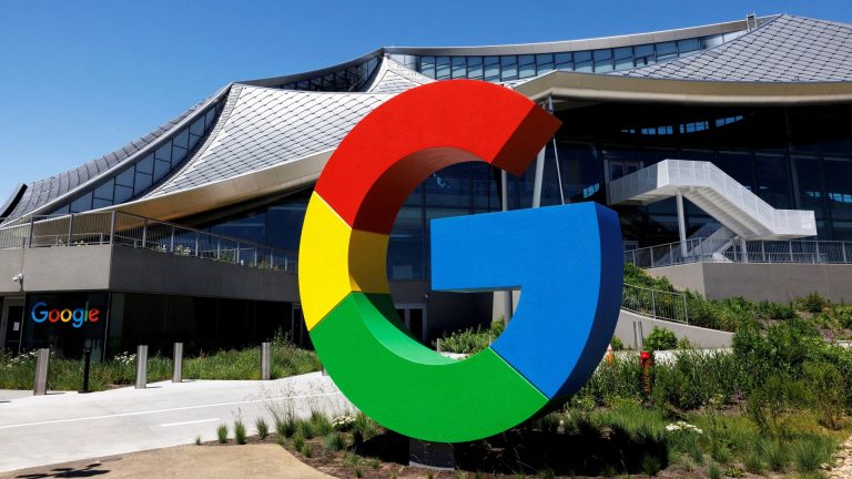 گوگل و پرداخت صدها میلیون دلار برای جلوگیری از ایجاد رقیب پلی استور