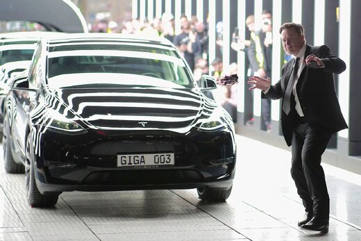 ایلان ماسک تسلا را ترک خواهد کرد؟