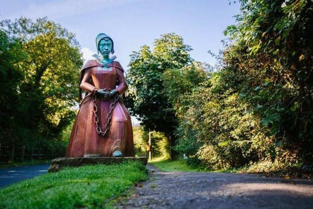 عجیب ترین یادبودهای جادوگران