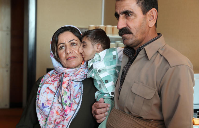 عکس | فردی ایرانی با 65 سانتی‌متر قد، رکورد گینس را شکست!