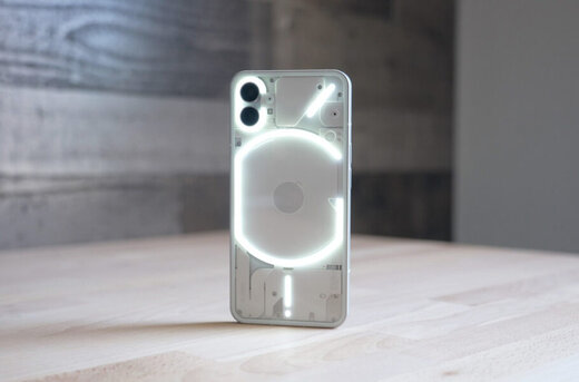 ناتینگ با اپل سرشاخ شد!