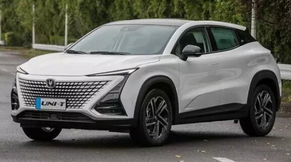 نتیجه رقابت دو شاسی‌بلند چینی ایران‌خودرو و سایپا / عکس