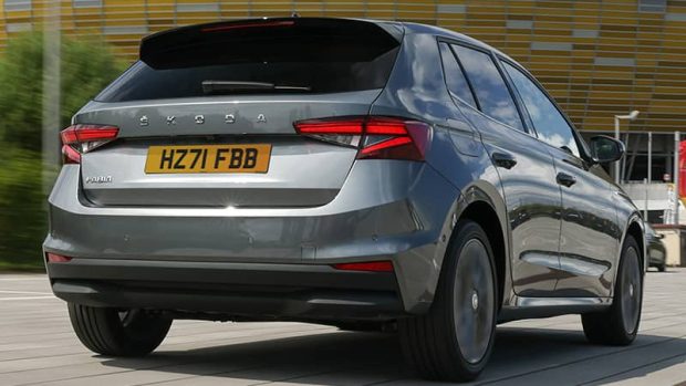 نمای عقب هاچ بک اروپایی Skoda Fabia