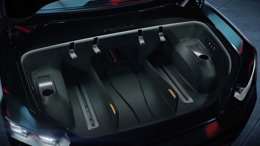 رم 1500 Revolution BEV