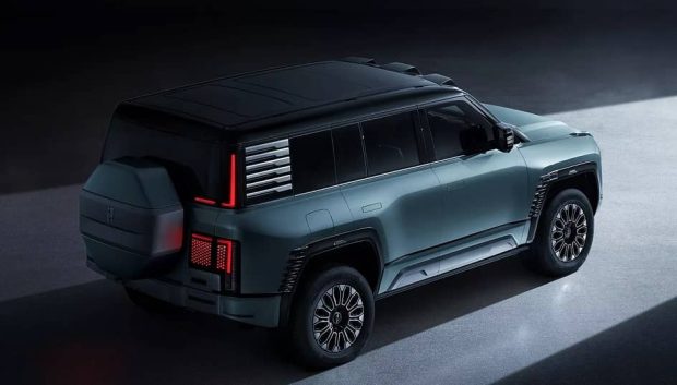 شاسی بلند تمام برقی