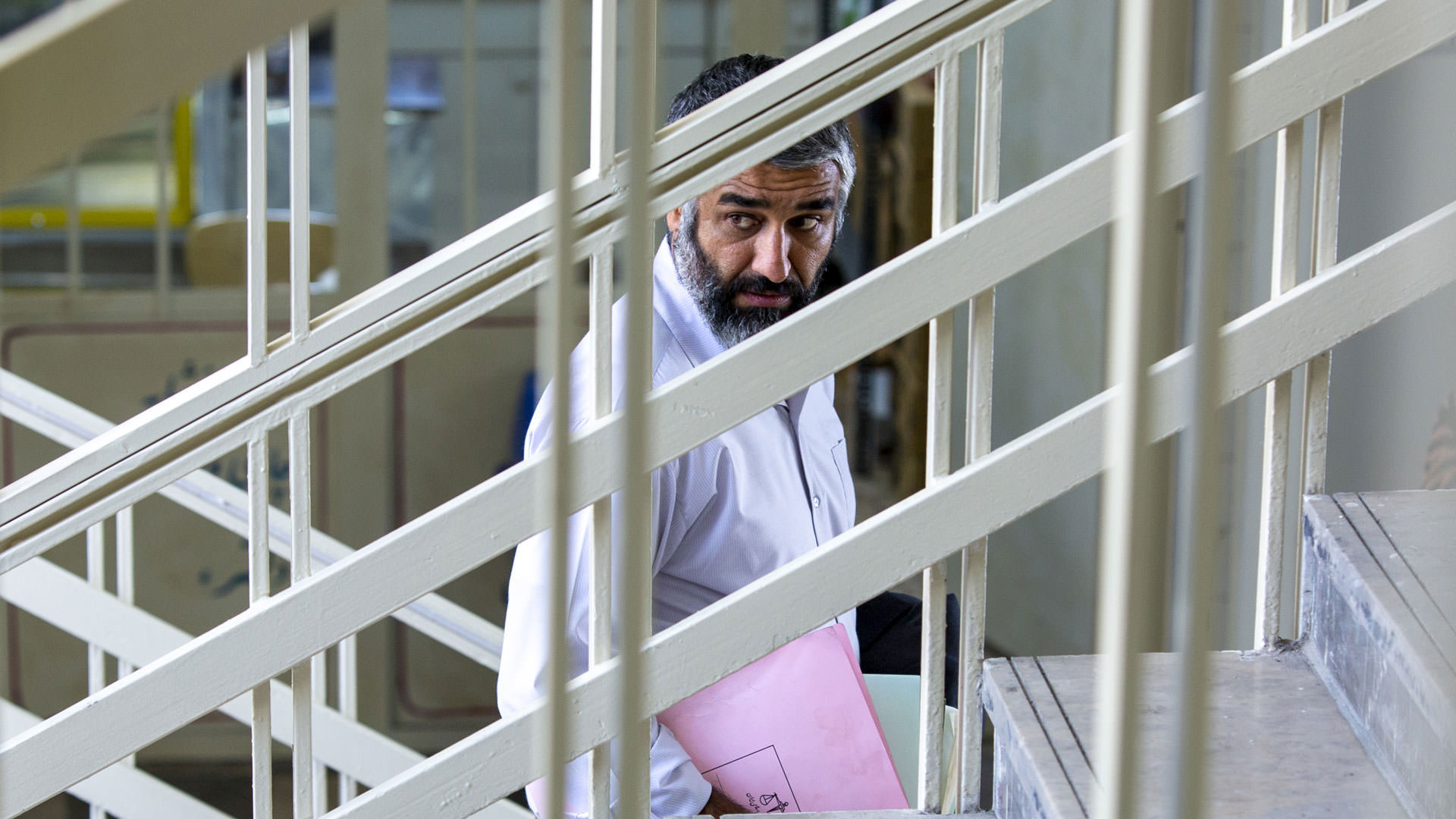 نقد فیلم علفزار | طبیعت غیرقانونی یا قانون غیرطبیعی؟