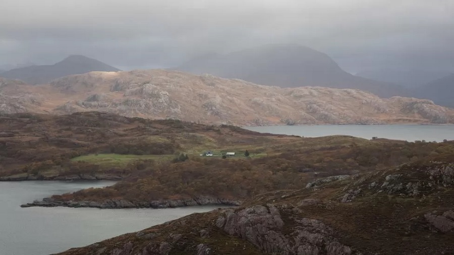 کشف شش اسکلت باستانی زیر یک آشپرخانه!