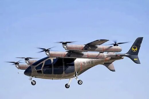 قدرتنمایی هواپیمای عمود پرواز چینی در آسمان / عکس