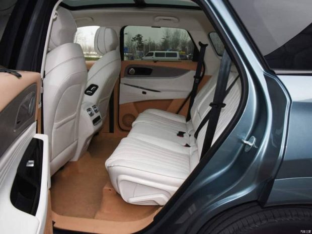 خودرو شاسی بلند چری تگو 9